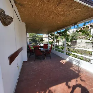 https://apartment-bunjo.hotels-in-trogir.com